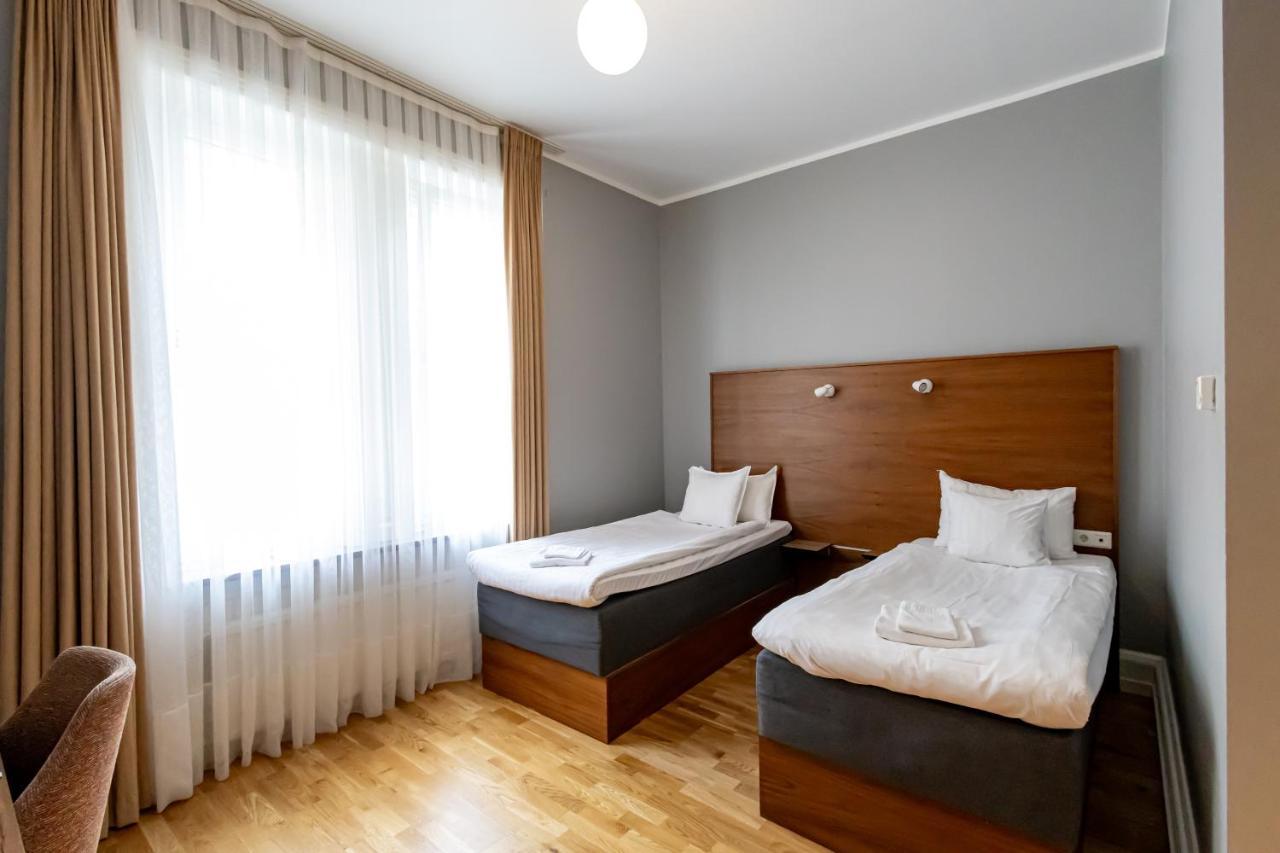 Hotell Hjalmar Еребру Екстер'єр фото