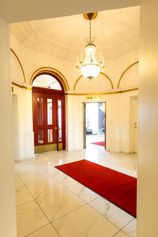 Hotell Hjalmar Еребру Екстер'єр фото