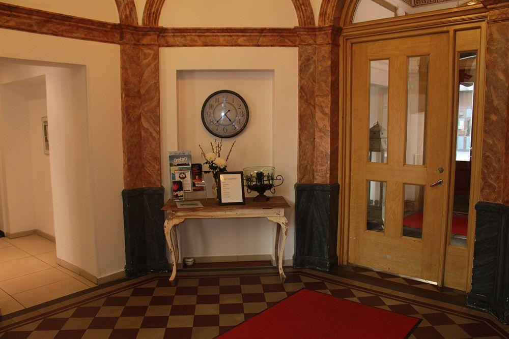 Hotell Hjalmar Еребру Екстер'єр фото