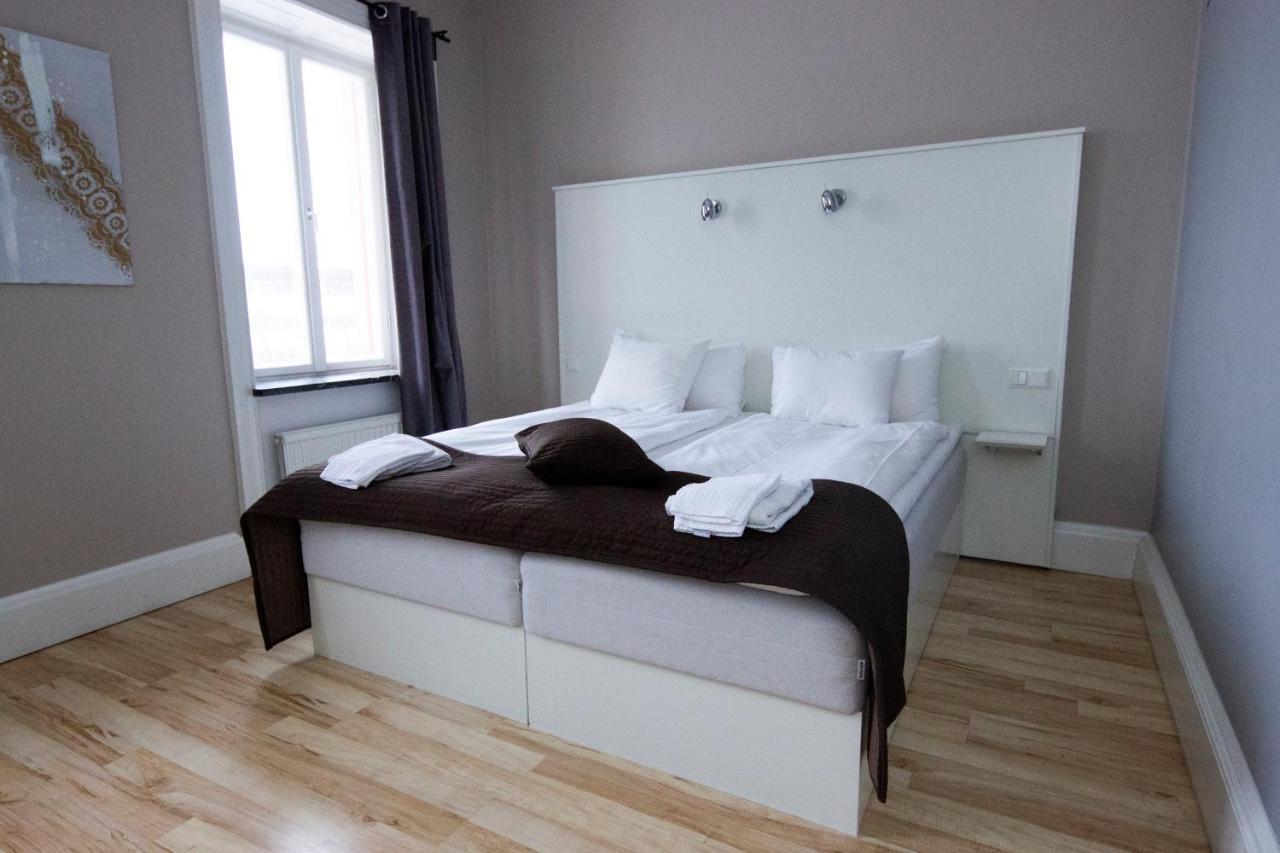Hotell Hjalmar Еребру Екстер'єр фото
